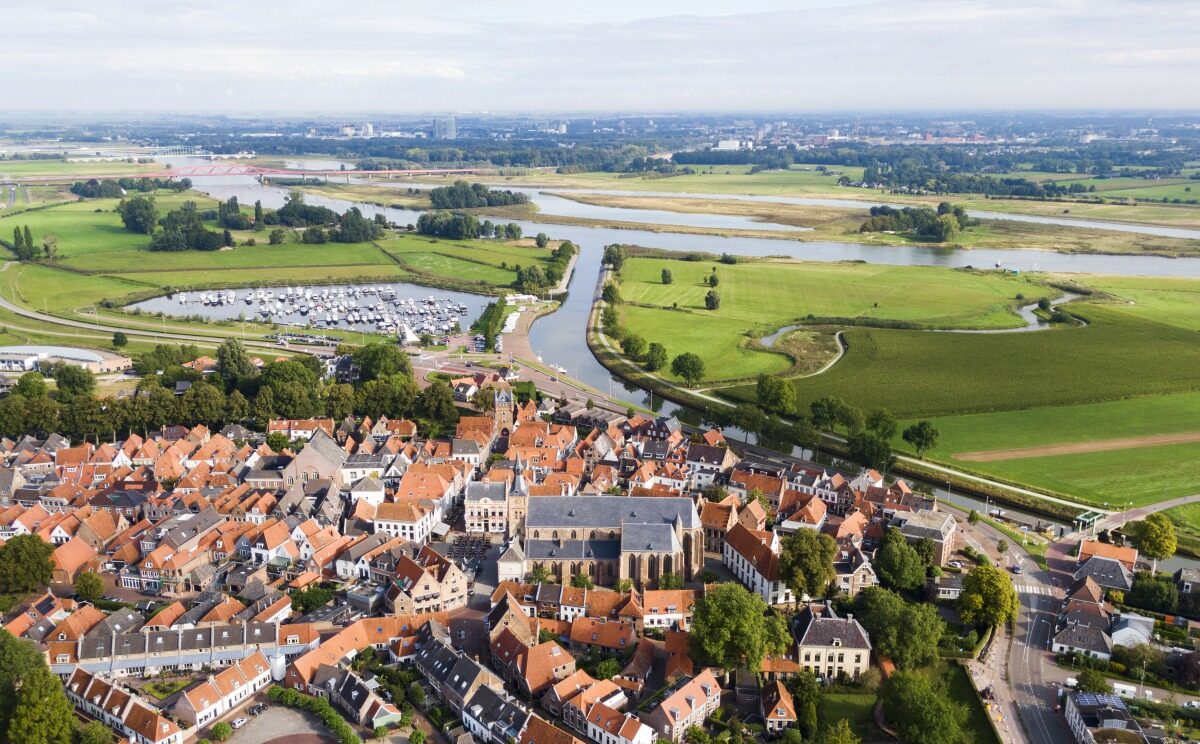Luchtfoto van Hattem en omgeving